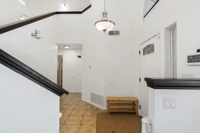 4700 Homestead Trail NW, Albuquerque, NM 87120