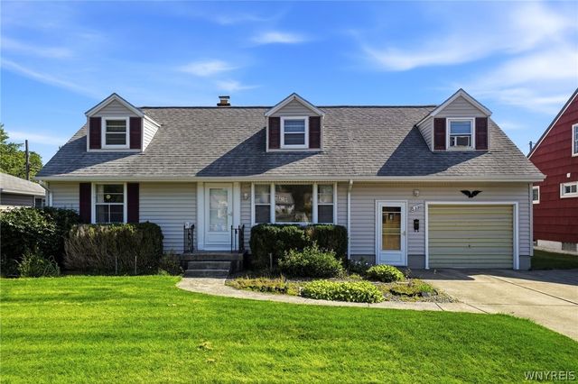 3311 Cox Drive, Hamburg, NY 14219