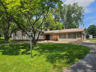 38156 Southfarm Court, Northville, MI 48167