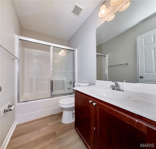 10 Sugarberry Court, Troy, MO 63379