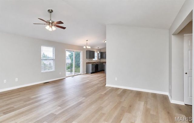 10 Sugarberry Court, Troy, MO 63379