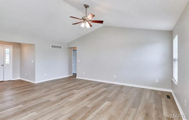10 Sugarberry Court, Troy, MO 63379