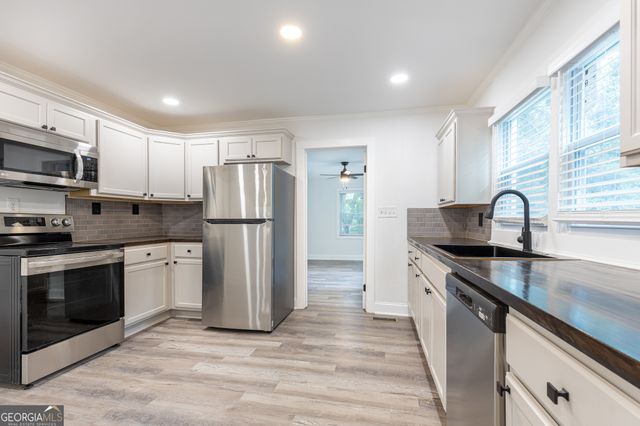 4175 Cottage Lane, Conley, GA 30288