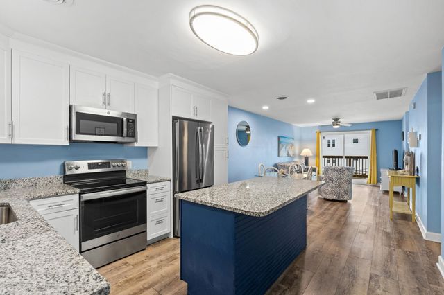 2001 Spring St Unit H2, North Myrtle Beach, SC 29582