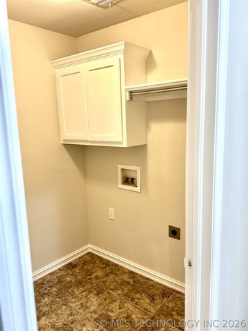 13353 N 133rd East Avenue, Collinsville, OK 74021