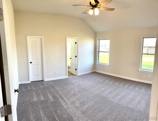 13353 N 133rd East Avenue, Collinsville, OK 74021