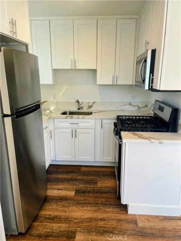 1809 S Gramercy Place, Los Angeles, CA 90019