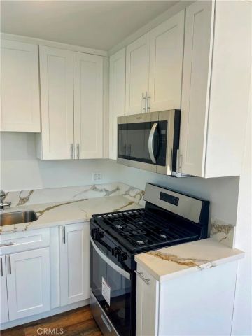 1809 S Gramercy Place, Los Angeles, CA 90019