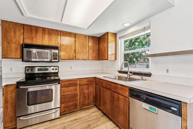 5591 N Marlboro Ave., Boise, ID 83714