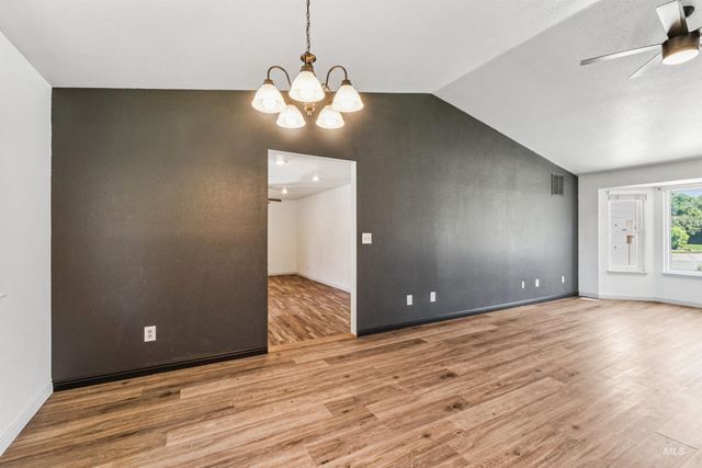 5591 N Marlboro Ave., Boise, ID 83714