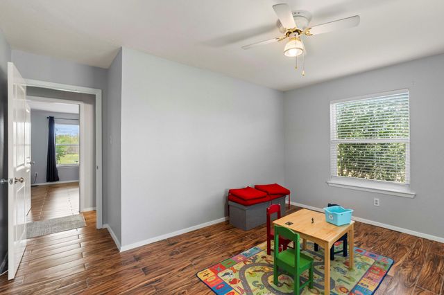 130 Hy RD, Buda, TX 78610