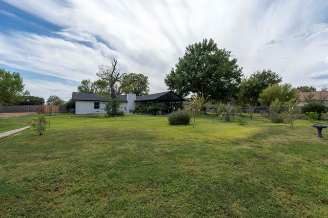 130 Hy RD, Buda, TX 78610