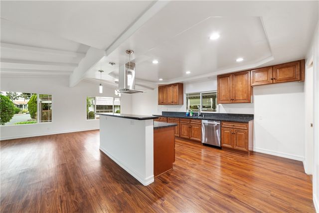 215 Lakepark, Placentia, CA 92870