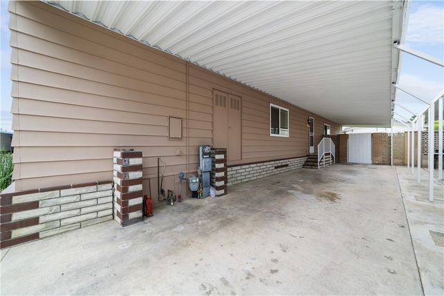 215 Lakepark, Placentia, CA 92870