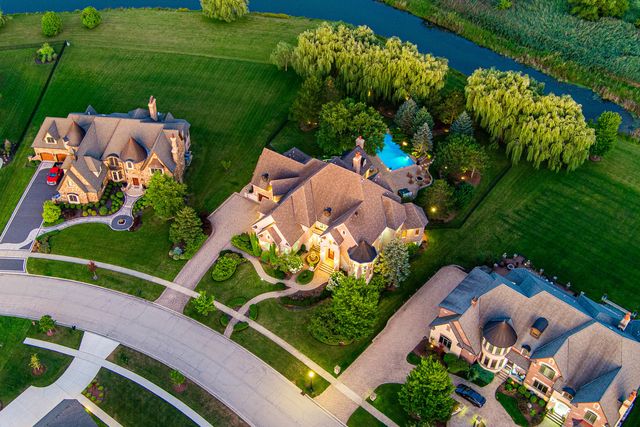 5N155 Prairie Rose Drive, St. Charles, IL 60175