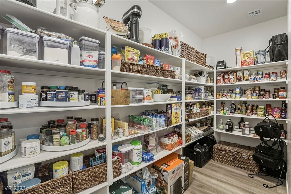 Image 18 of property listing at 10095 Gila River Street, Las Vegas, NV 89178