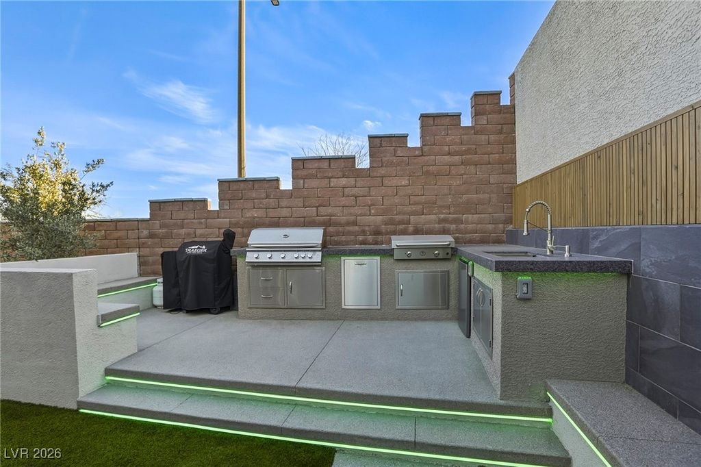 Image 43 of property listing at 10095 Gila River Street, Las Vegas, NV 89178