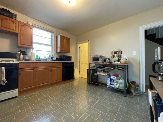 13-19 Houghton St, Somerville, MA 02143