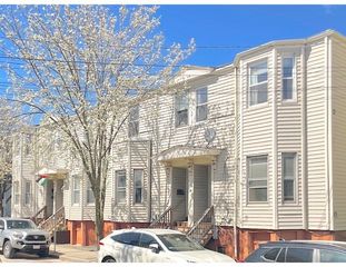 13-19 Houghton St, Somerville, MA 02143