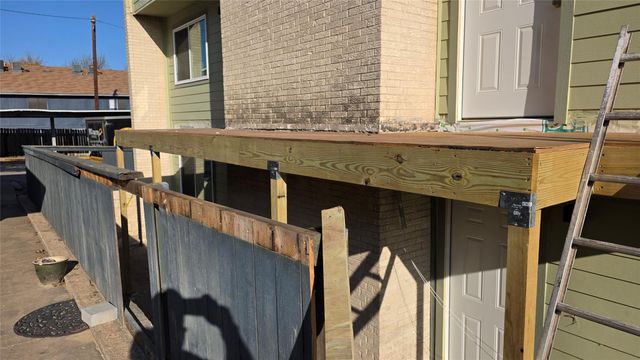 2124 Burton DR 152, Austin, TX 78741