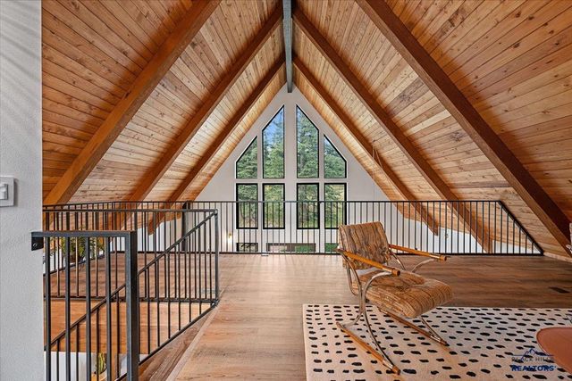 11285 CANDLEWOOD LN, Lead, SD 57754