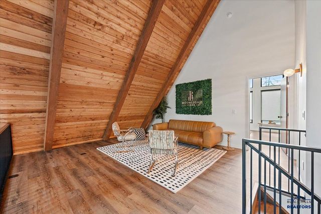 11285 CANDLEWOOD LN, Lead, SD 57754