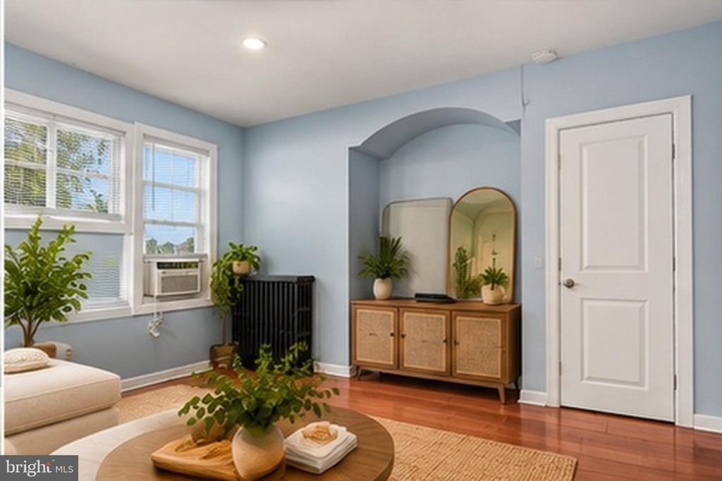 7076 FORREST AVE, PHILADELPHIA, PA 19138 — photo 4