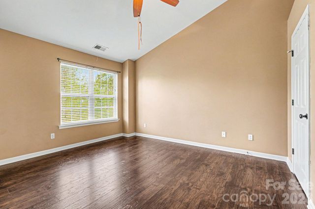 308 Langhorne Drive, Mount Holly, NC 28120