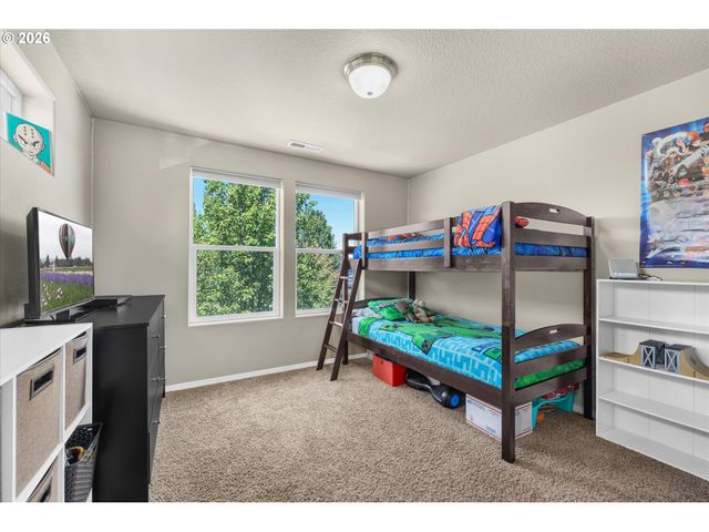1018 35TH Ave, Forest Grove, OR 97116
