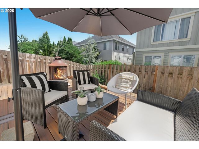 1018 35TH Ave, Forest Grove, OR 97116