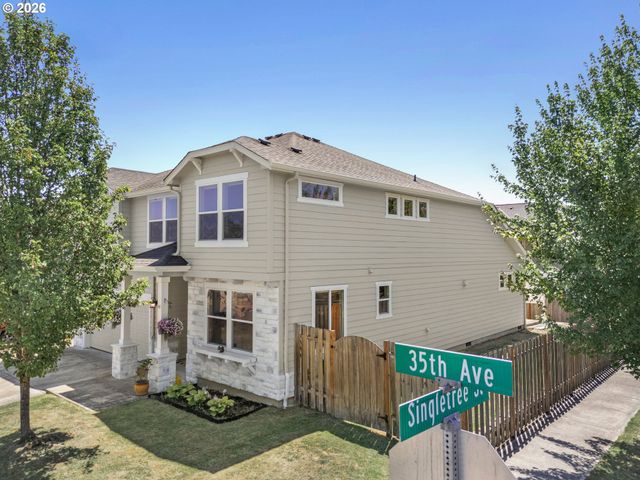 1018 35TH Ave, Forest Grove, OR 97116