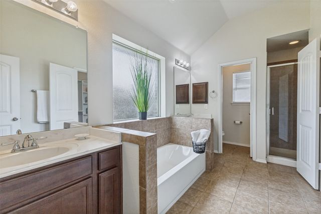 2242 Upcreek Court, Dallas, TX 75253