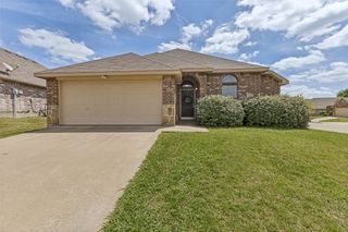 2242 Upcreek Court, Dallas, TX 75253