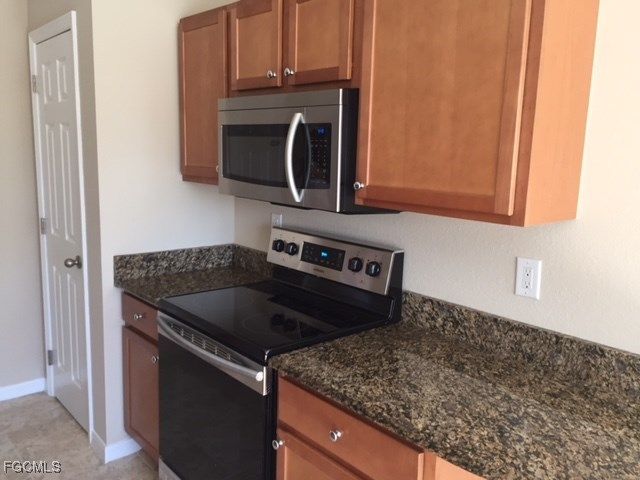 1208 SW 35th TER, Cape Coral, FL 33914