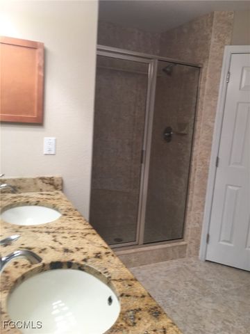 1208 SW 35th TER, Cape Coral, FL 33914