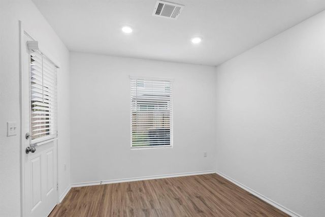 7136 Spotted Leaf WAY, Del Valle, TX 78617