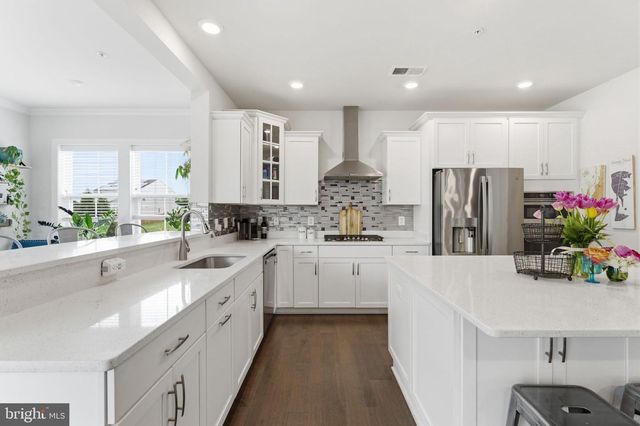 17086 OXLEY FARM RD, Poolesville, MD 20837