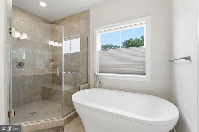 17086 OXLEY FARM RD, Poolesville, MD 20837
