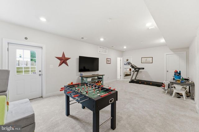 17086 OXLEY FARM RD, Poolesville, MD 20837