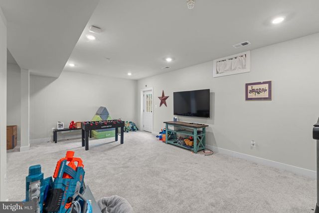 17086 OXLEY FARM RD, Poolesville, MD 20837