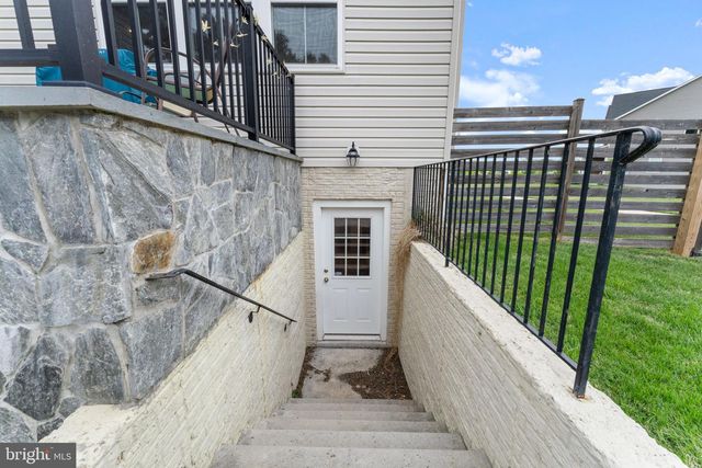 17086 OXLEY FARM RD, Poolesville, MD 20837