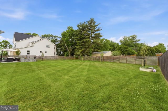 17086 OXLEY FARM RD, Poolesville, MD 20837