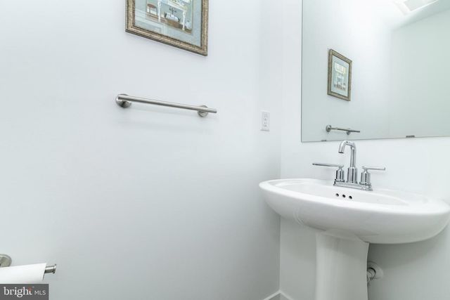 41 BARNES WAY, Sicklerville, NJ 08081