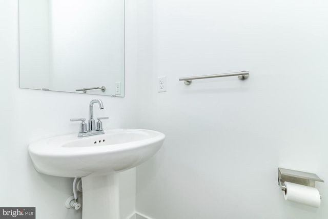 41 BARNES WAY, Sicklerville, NJ 08081