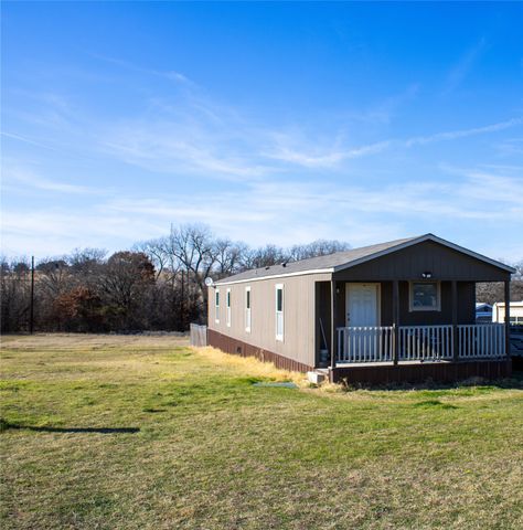 145 Firefly Drive, Springtown, TX 76082