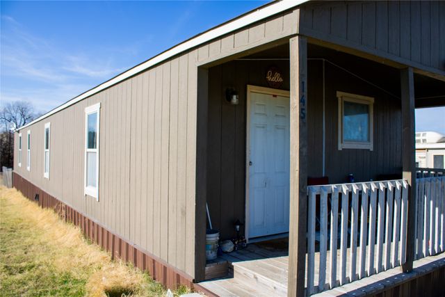 145 Firefly Drive, Springtown, TX 76082