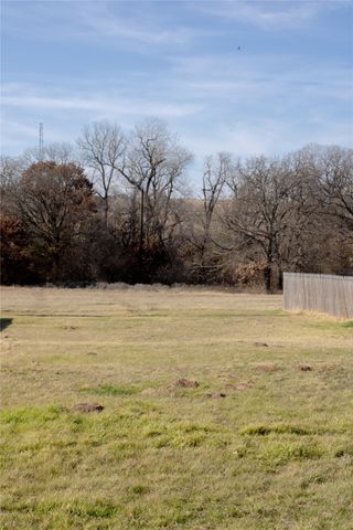 145 Firefly Drive, Springtown, TX 76082