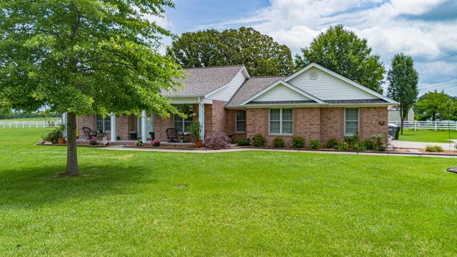 211 Larkspur Lane, Paducah, KY 42003