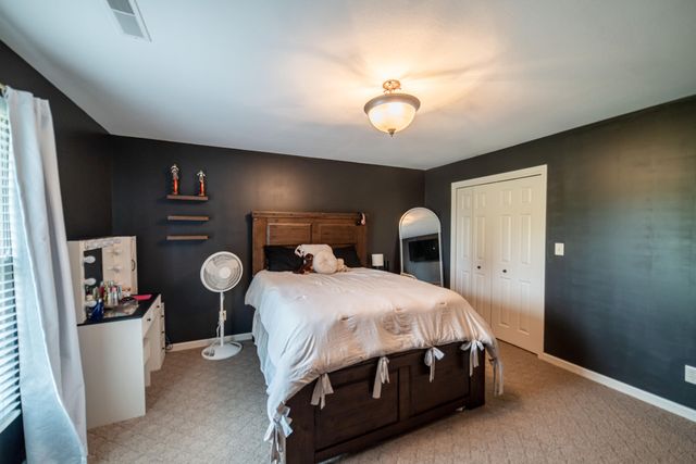 211 Larkspur Lane, Paducah, KY 42003