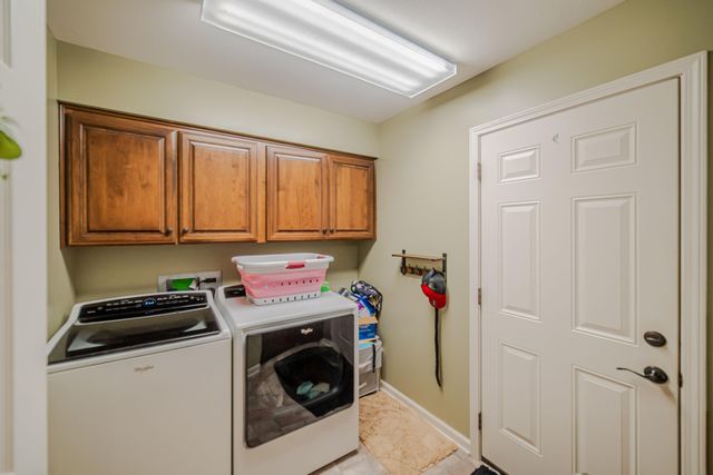 211 Larkspur Lane, Paducah, KY 42003